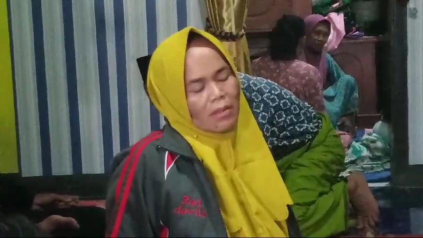 tasmah-nangis.jpg