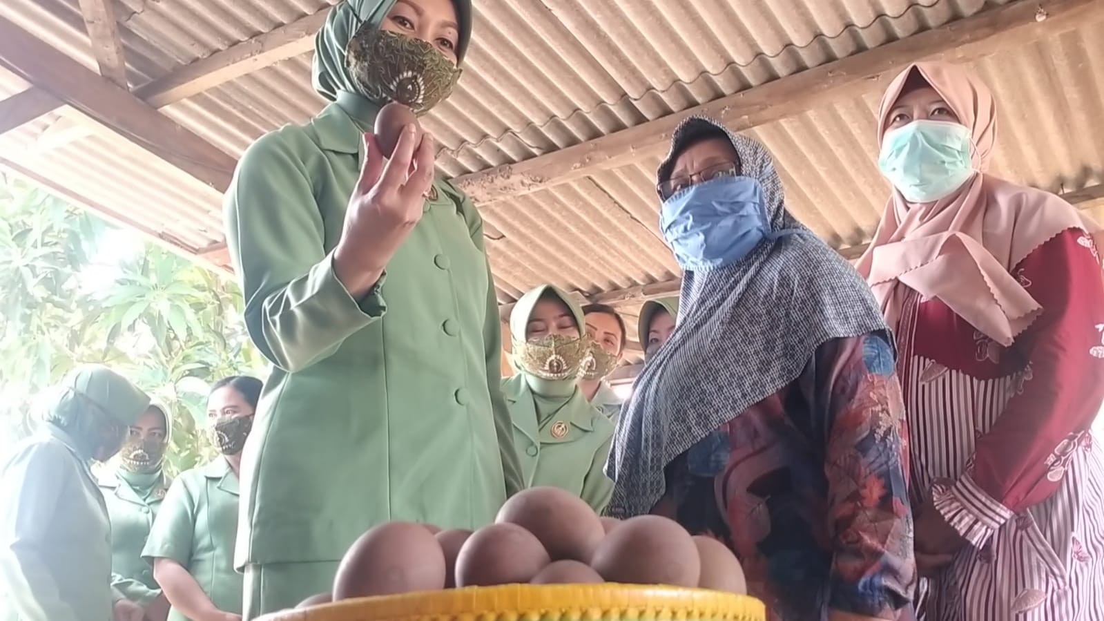 Telur Asin Rempah dari Indramayu Laris Manis di Luar Negeri, Dikirim Hingga Inggris