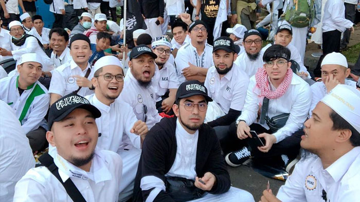 teuku-wisnu-irwansyah-serta-peserta-lain-di-acara-reuni-akbar-212.jpg