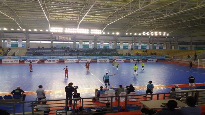 tim-futsal-sumatera-barat-merah-vs-jawa-timur_20160915_091322.jpg