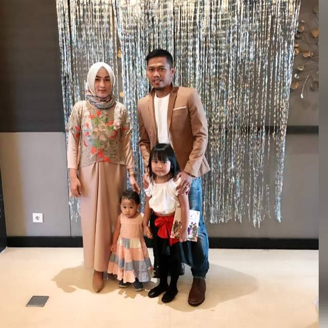 Berawal dari Antar Teman Temui Pemain Sriwijaya FC, Lidya Saputri Pun Berjodoh dengan Toni Sucipto