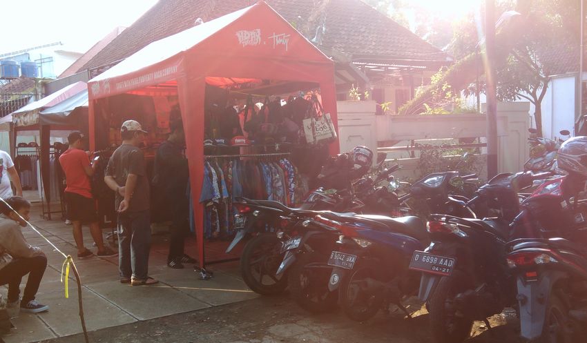 truno-street-market-di-jalan-trunojoyo_20170610_105107.jpg