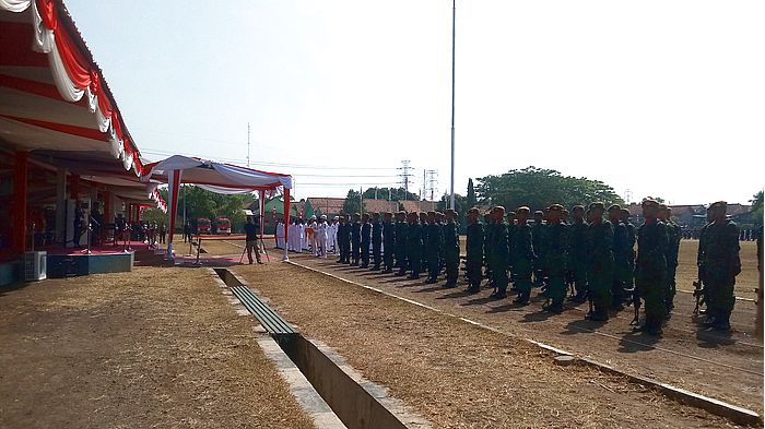 upacara-peringatan-hut-ke-73-kemerdekaan-republik-indonesia-tingkat-kabupaten-cirebon_20180817_142926.jpg