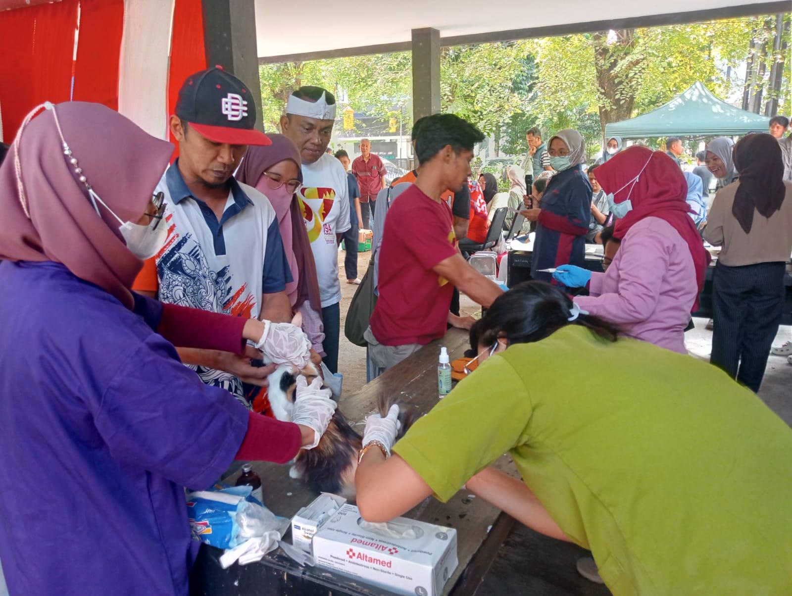 Hari Rabies Sedunia, Diskanak Purwakarta Gelar Vaksinasi Gratis untuk ...