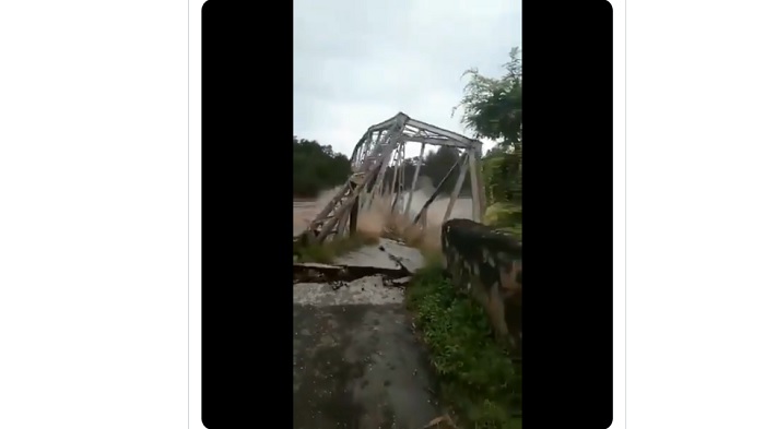 video-detik-detik-ambruknya-jemabtan-lama-kambaniru.jpg