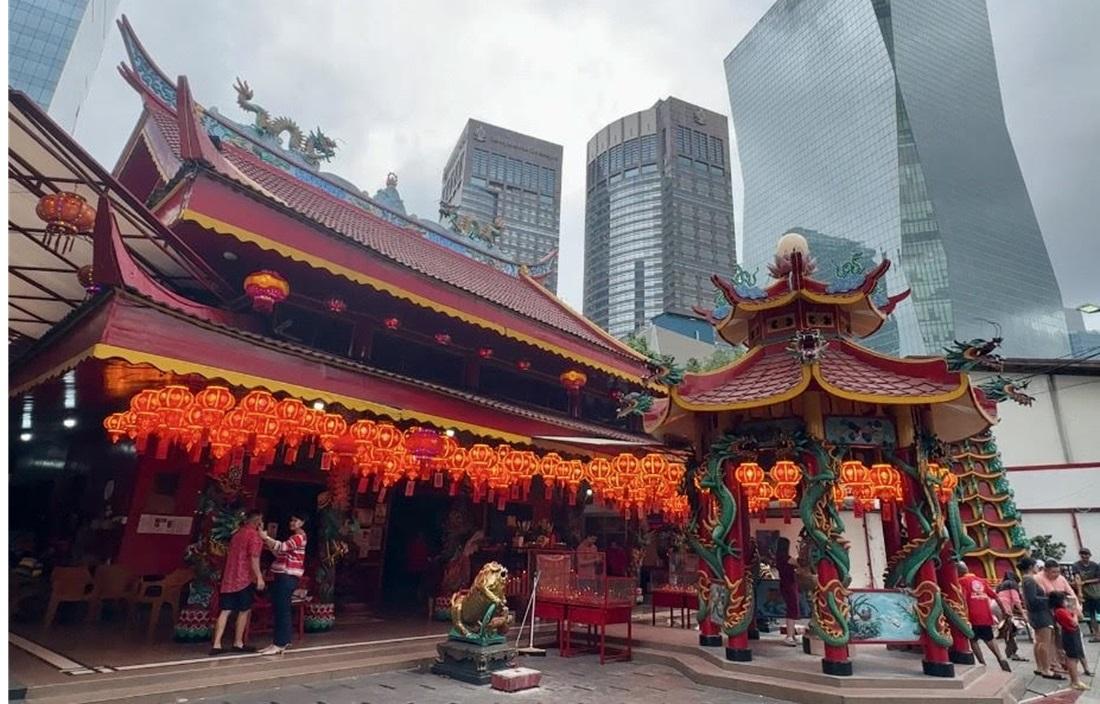vihara-amurva-bhumi-semanggi-jakarta.jpg