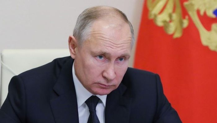 vladimir-putin-presiden-rusia-rusia-menganggap-amerika-serikat-dan-republik-ceko.jpg