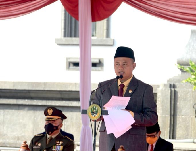wagub-jabar-saat-menjadi-inspektur-upacara-peringatan-hari-kebangkitan-nasional.jpg