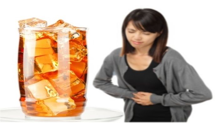 wanita-memegang-perut-ginjalnya-karena-seringnya-mengonsumsi_20150818_142224.jpg