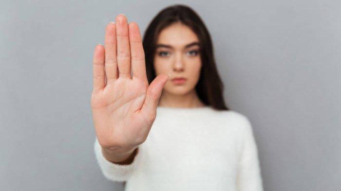 5 Zodiak yang Dikenal Mudah Tersinggung, Baperan, Hati-Hati Bicara dan Bersikap kepada Mereka