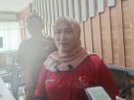1-Kepala-Dinas-Kesehatan-Dinkes-Kabupaten-Cirebon-Eni-Suhaeni.jpg