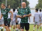 20250701_Persib_11_Bojan_Hodak.jpg