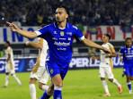 ANDREW-JUNG-SELEBRASI-PENALTI.jpg