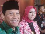 Acep-Adang-Ruhiat-dan-Gitalis-Dwi-Natarina-setelah-menjalani-debat.jpg