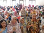 Anggota-DPRD-Jawa-Barat-Jajang-Rohana-saat-Reses-Sidang.jpg
