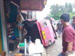 Angkot-Ringsek-di-Sukabumi-Ditabrak-Expander.jpg