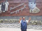 Anies-Baswedan-mengunjungi-Gedung-Indonesia-Menggugat.jpg