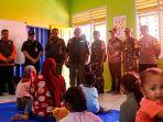 BNPB-datangi-pengungsi-longsor-anaga.jpg