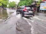 Banjir-menerjang-ruas-jalan-Kota-Bandung-2710.jpg