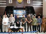 Bupati-Subang-dan-Satgas-TPPO-di-Polres-Subang.jpg