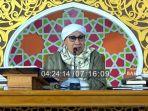 Buya-Yahya-memberikan-tanggapan-soal-qoriah-disawer-saat-melantunkan-Al-Quran.jpg