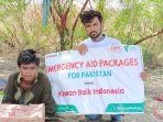 DMC-Dompet-Dhuafa-bagikan-sembako-penyintas-banjir-di-Pakistan-1.jpg