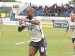 David-Da-Silva-barito-vs-persib-2.jpg