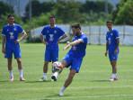Beckham dan Klok Bawa Semangat Timnas ke Persib, Haye dan Reijnders Siap Unjuk Gigi dalam Debut