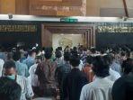 Jemaah-Masjid-Gedung-Sate-Salat-Gaib.jpg