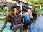 KM-SAFINATUN-ROZAK-Proses-evakuasi-kedatanga.jpg