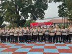 Kapolres-Subang-AKBP-Sumarni-di-halaman-Mapolres-Subang-Jumat-1672023.jpg