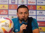 jabar/Kapten-Persib-Marc-Klok-memberikan-keterangannn.jpg