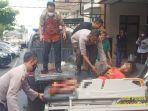 Kecelakaan-di-Kuningan-Kaki-Korban-Luka-Parah.jpg