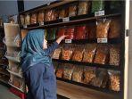Keripik-Kaca-makanan-khas-Ciamis.jpg