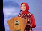 Ketua-DPRD-Jawa-Barat-Ineu-Purwadewi-Sundari-dalam-acara-rapat-kerja-nasional-ADPSI-dan-ASDEPSI.jpg