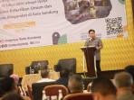 Ketua-Komisi-I-DPRD-Kota-Bandung-Radea-Respati-Paramudhita-saat-pemaparan-Peraturan.jpg