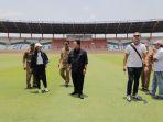 Ketua-PSSI-Erick-Thohir-didampingi-Pj-Gubernur-Jabar-Bey-Machmudin-meninjau-kesiapan-SJH.jpg