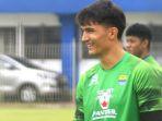 Kevin-Ray-Mendoza-kiper-Persib-Bandung-0112.jpg