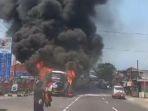 Kondisi-arus-lalu-lintas-saat-bus-pariwisata-terbakar-di-Jalancagak.jpg
