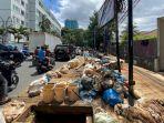 Kondisi-galian-kabel-di-Bandung-yang-saat-ini-masih-berantakan.jpg