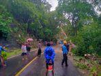 Kondisi-sesaat-pohon-besar-tumbang.jpg