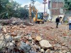 Lokasi-Ibu-dan-anak-itu-disebut-tertimpa-tembok.jpg