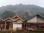 Longsor-terjadi-di-Gunung-Anaga-a.jpg