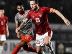 Marc-Klok-timnas.jpg