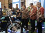 Menteri-ESDM-dan-PLN-Ajak-Masyarakat-Beralih-ke-Kendaraan-Listrik-Lewat-Motor-Konversi.jpg