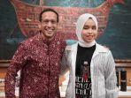 Nadiem-Makarim-dan-Putri-Ariani-di-Kantor-Kemendikbudristek.jpg