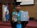 Numan-Tsabit-penyandang-tunanetra-sarjana-unisba.jpg