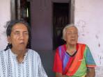 Nyi-Wartisah-83-kanan-dan-anaknya-Ani-Cahyani-50-penyandang-disabilitas-di-Ciburuy-KBB.jpg