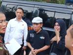 Orangtua-Dea-Permata-Kharisma-27-korban-pembunuhan-di-purwakarta.jpg