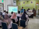 PLN-UID-Jabar-Imbau-Warga-Jaga-Jarak-Aman-Dekorasi-dari-Jaringan-Listrik.jpg